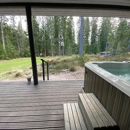 Sauna In Nuuksio With Private Hot Tub * Espoo