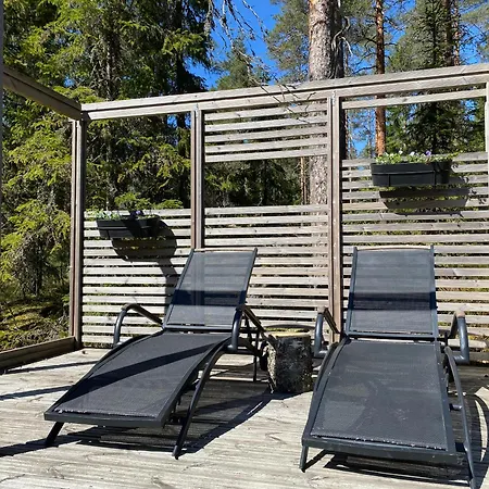 Sauna In Nuuksio With Private Hot Tub Dağ evi