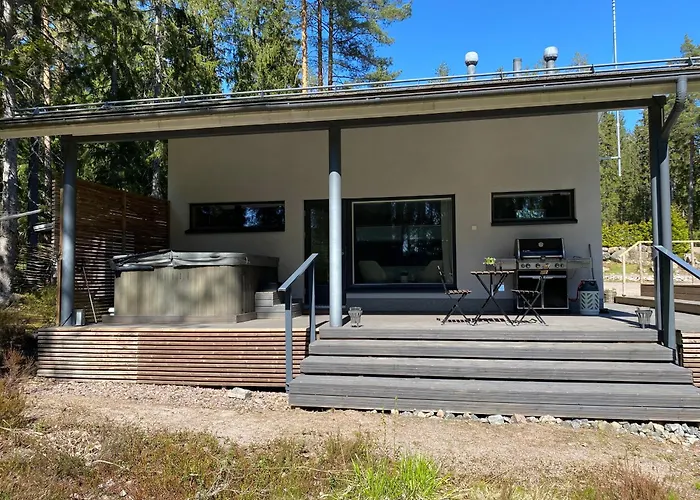 Sauna In Nuuksio With Private Hot Tub * Espoo